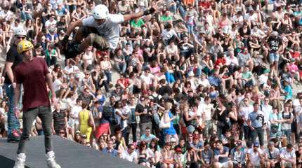 fise.2013.pro.invitational.nicolas.auroux.transfert.mute.over.the.lomax small