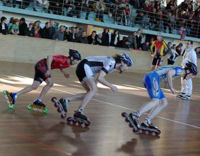 Peloton au France Indoor roller course 2008