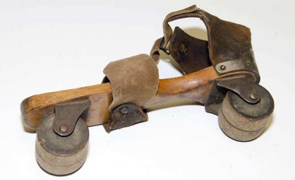 Anciens Patins à Roulettes Speedy Réglables, Métal Et Plastique (multicolore)