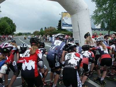 Le peloton de la course des femmes