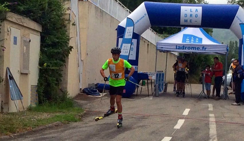 Départ de la grimpée des Limouches en rollerski