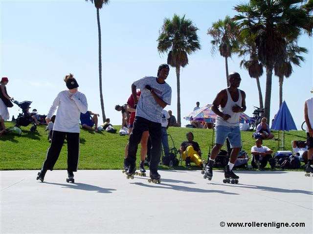 Roller Dance à Venice Beach (Los Angeles) Roller Dance à Venice Beach (Los Angeles)