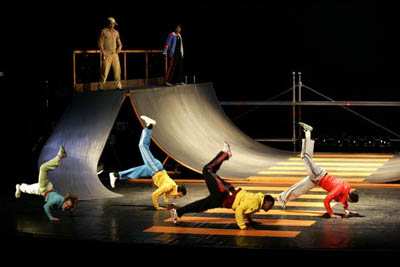 Spectacle : Macadam Macadam (75)