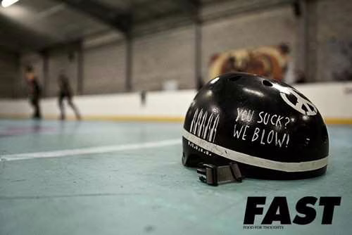 Le roller-derby à l&rsquo;honneur dans le n°6 de « Fast »