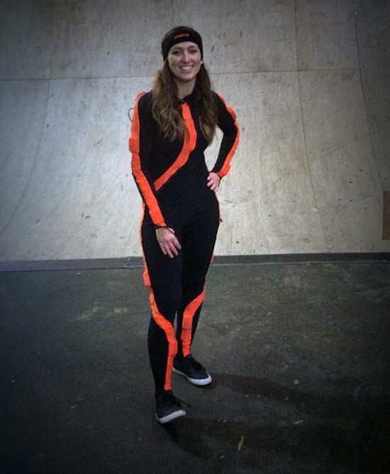 Manon Derrien en séance de Motion Capture pour un jeu vidéo de roller