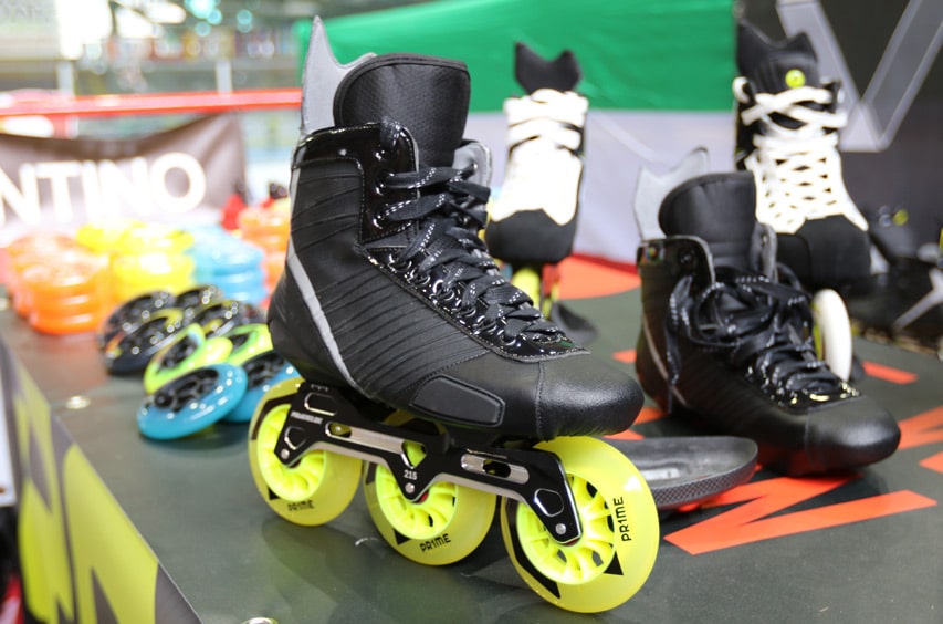 Les patins 3 roues de roller hockey par Powerslide - photo : Eddy Wegrzyn