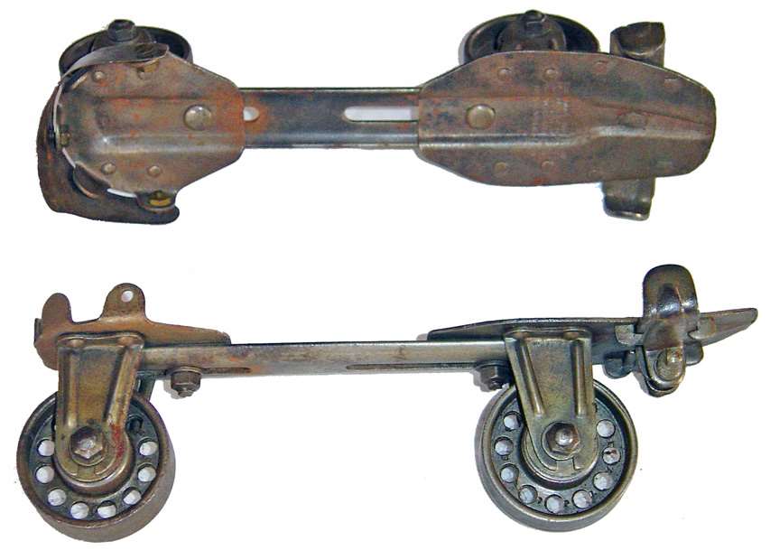 Patin à deux roues métalliques de Samuel Winslow Patin à deux roues métalliques de Samuel Winslow