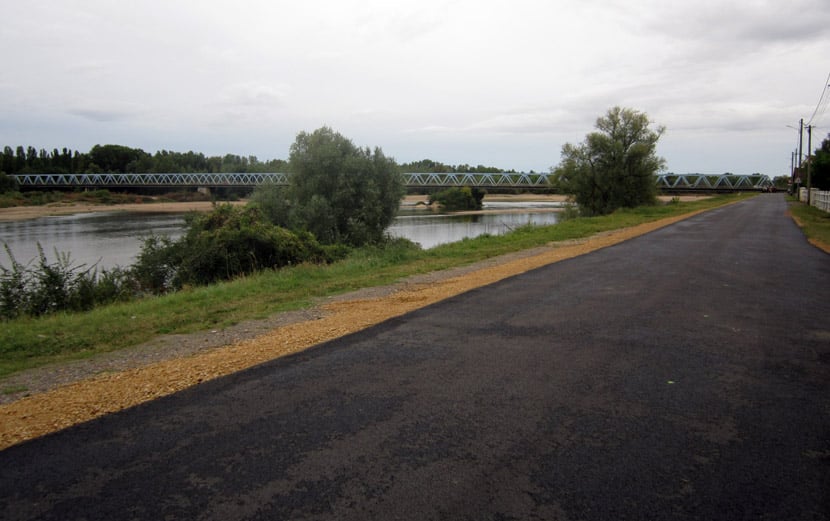 Spot : la Piste cyclable Fourchambault (58) - Pouilly sur Loire (18)