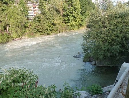 L'Arve, rivière que l'on longera tout au long de ce parcours