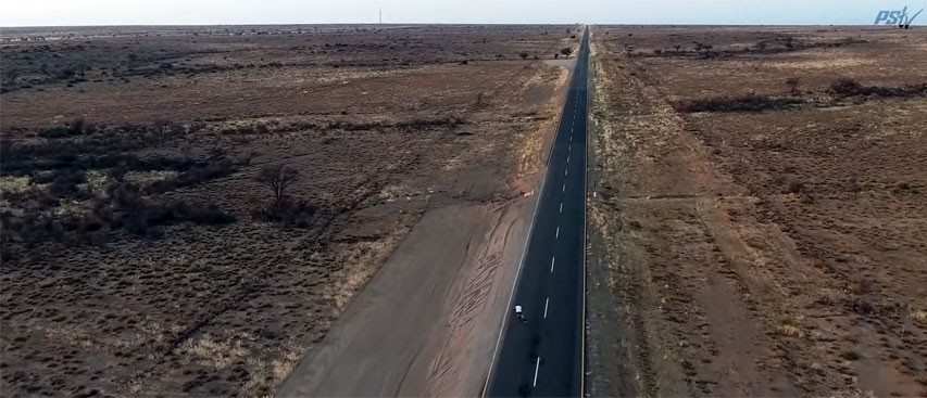 Ricardo Lino : roller solitaire dans le désert de Namibie