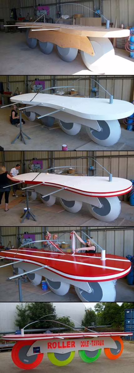 Une tongue à roulettes géante