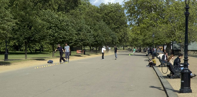 Roller à Hyde park (Londres)