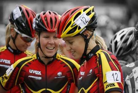 Sabine Berg et Tina Struver (équipe d'Allemagne de roller course)