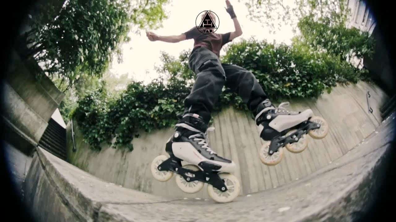 Sam Crofts en Powerslide Tau 110 à travers le béton londonien