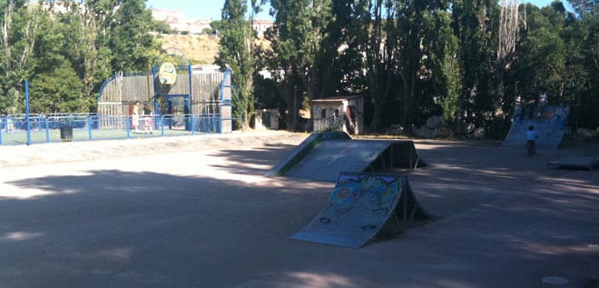 L'ancien skatepark de Septeme (13)