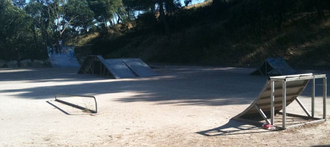 L'ancien skatepark de Septeme (13)
