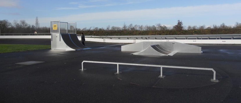 Spot : le skatepark et la piste de vitesse de Saint-Philbert-de-Grand-Lieu