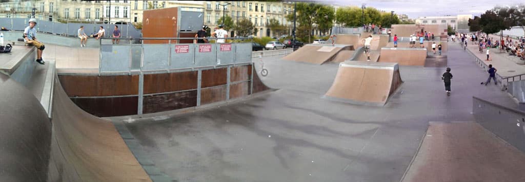 Le skatepark du quai des Chartrons à Bordeaux (33) L'ancien skatepark du quai des Chartrons à Bordeaux (33) - avant sa destruction