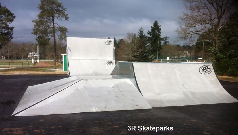 Le skatepark de Brettes les Pins (72)