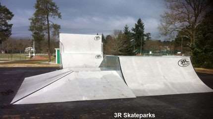 Le skatepark de Brettes- les-Pins (72)