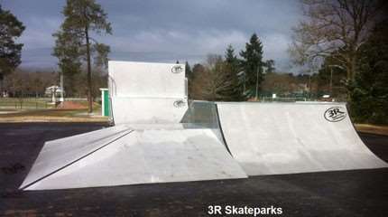 skatepark brettes les pins 2013 small