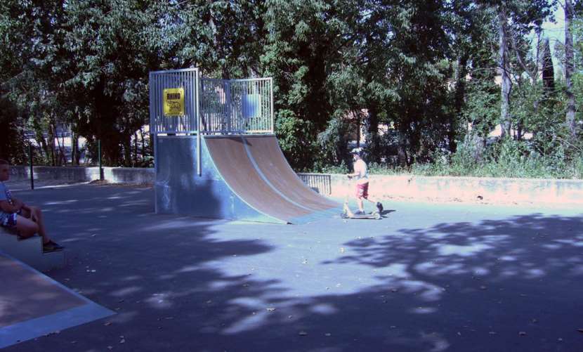 Spot : le skatepark de Grans