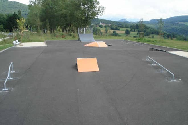 Le skatepark de Frangy (74)