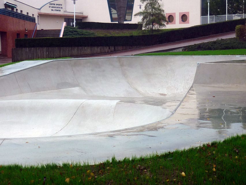 Spot : le Skatepark de Jouy en Josas