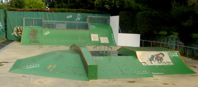 Skatepark de Saint-Laurent-Du-Var (06)