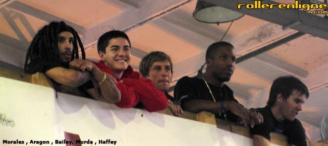 Les américains perchés au balcon : Morales, Aragon, Bailey, Murda, Haffey